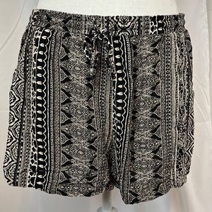 Elastic Waisted Flowy Shorts